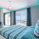 Island Village Ocean View Apartment *