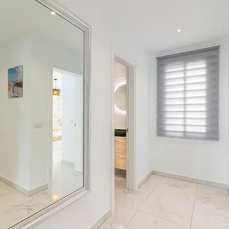 Island Village Ocean View Apartment *