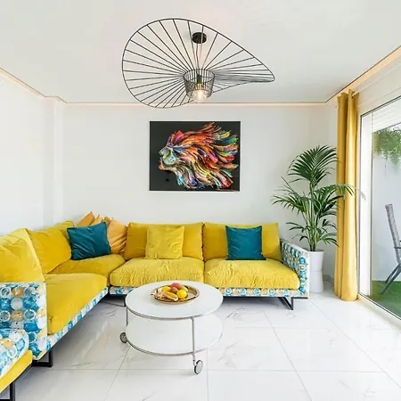 Апартаменты Island Village Ocean View Адехе