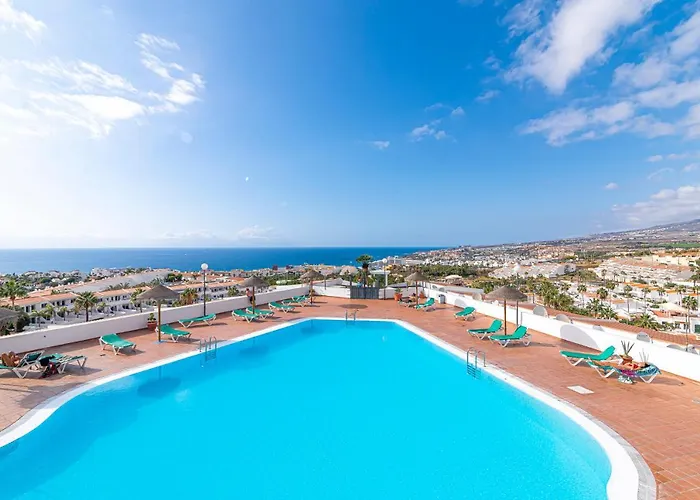 Island Village Ocean View Apartman