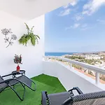 Island Village Ocean View * Адехе